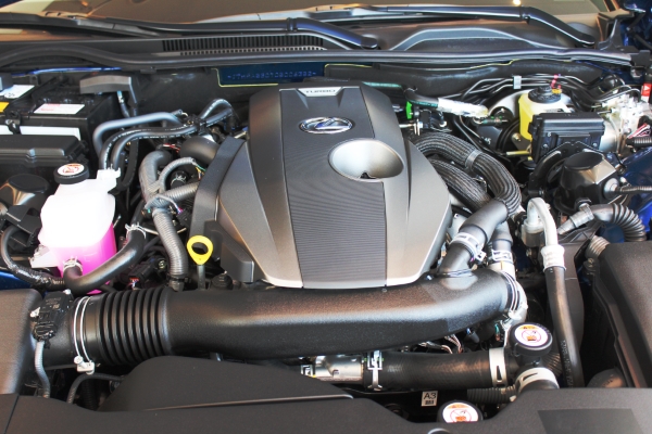 Двигатель  Lexus RC 200t 