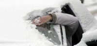 Как очистить авто от снега: лучшие способы