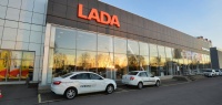 Почему россияне скупают автомобили LADA?