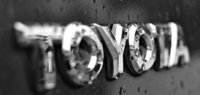 Продажи Toyota пошли в рост